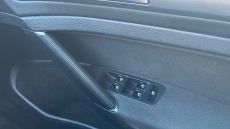 Volkswagen Golf 1.5 TSI EVO SE [Nav] 5dr Petrol Hatchback